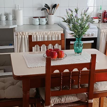 Cal Robert Apartment Penellas Bagian luar foto